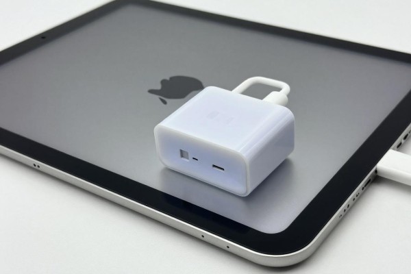 iPad第一次充电该不该用原装?