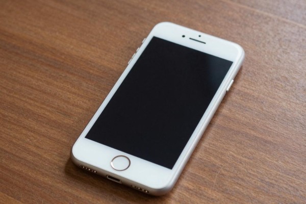 iPhone黑屏无法开机怎么办?