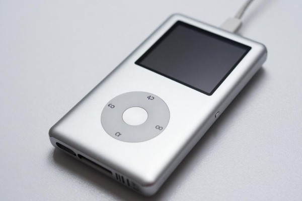 iPod是便携式音乐播放器吗？