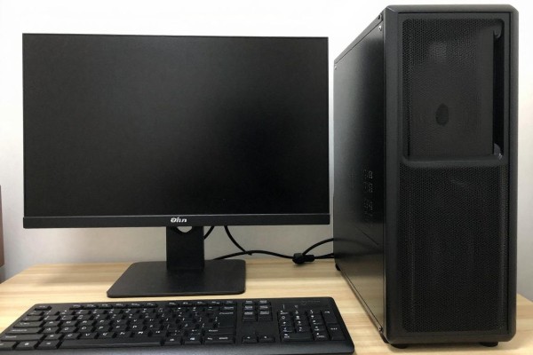 屏幕黑着主机却正常工作怎么办?