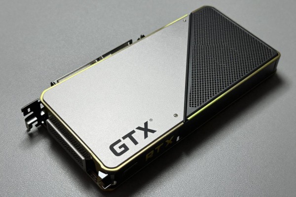 GTX和RTX哪个更适合玩游戏?