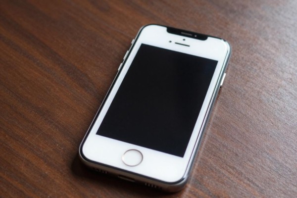iPhone一黑屏就打不开该怎么办