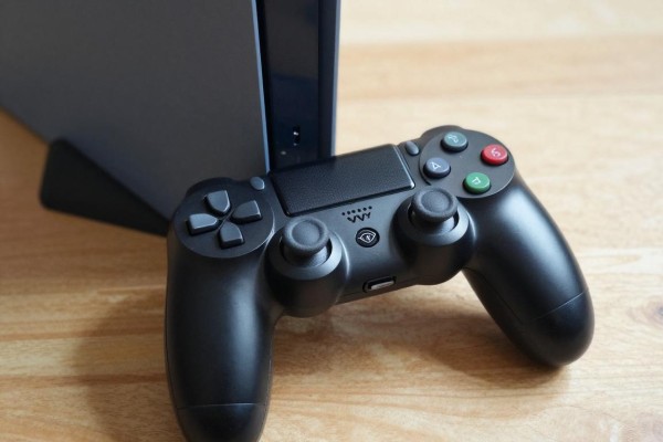 PS4手柄怎么跟主机配对