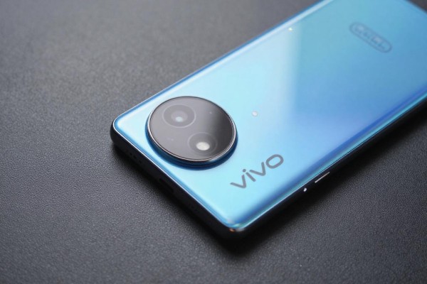vivo X60 Pro+素质高不高